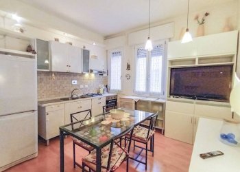 Cucina - Bilocale via Oslavia, 12, Bologna (zona Saffi) - foto 5