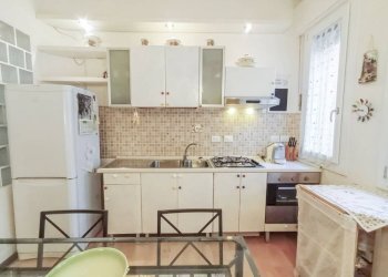 Cucina - Bilocale via Oslavia, 12, Bologna (zona Saffi) - foto 10