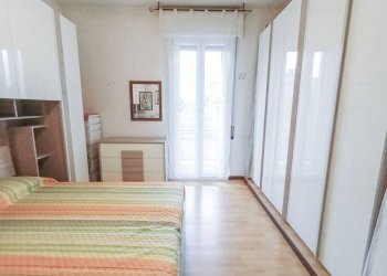 Camera da letto - Bilocale via Oslavia, 12, Bologna (zona Saffi) - foto 38