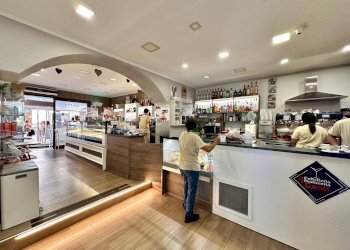 Foto 10 - Attività Commerciale Corso Garibaldi
88, Castellammare del Golfo - foto 10