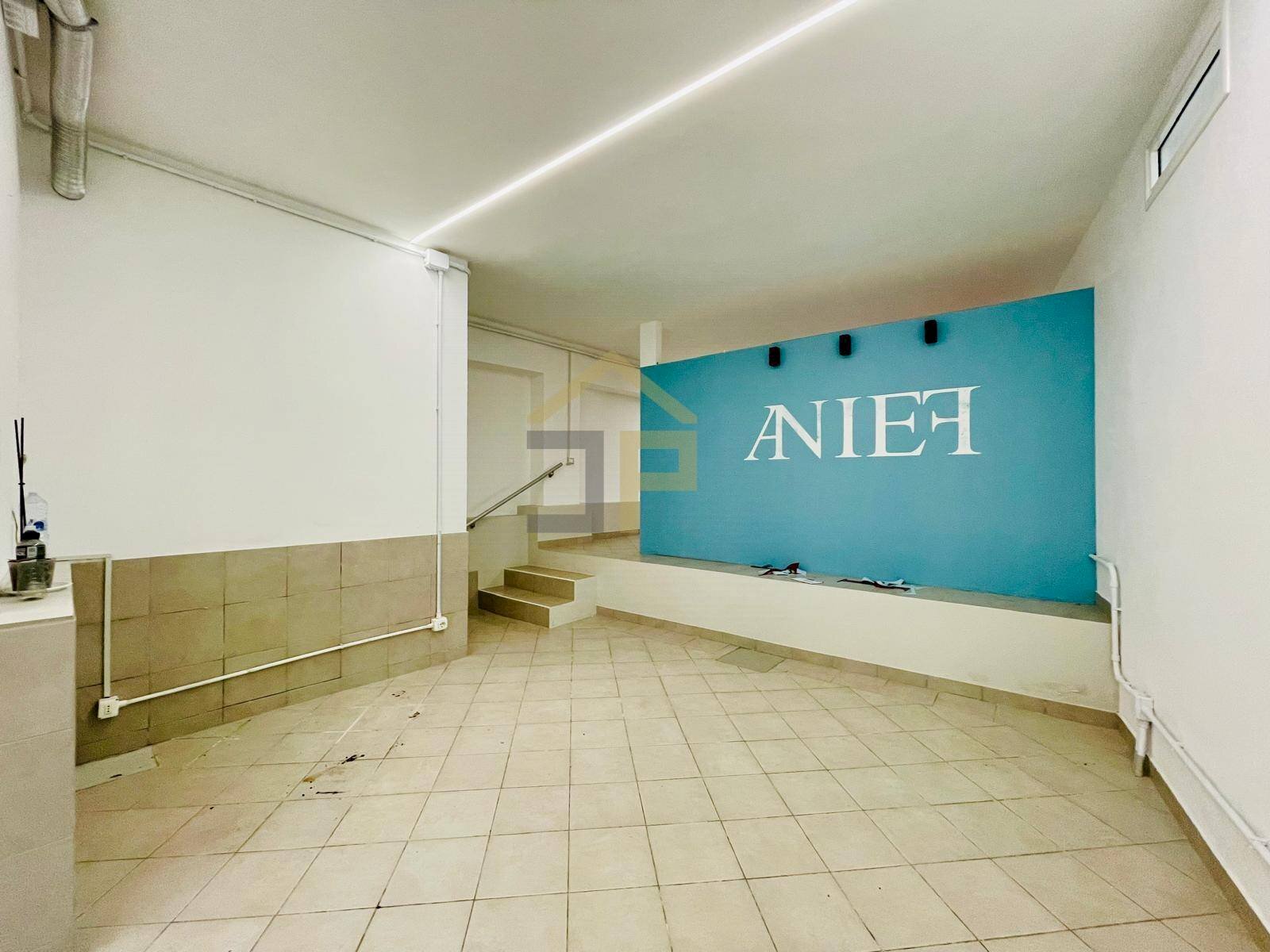 Foto 3 - Commercial Premises Via Segesta, Castellammare del Golfo - photo 3