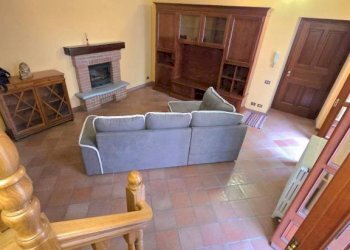 Salone - Four-room apartment via Luigi Ranco, Asti - photo 1