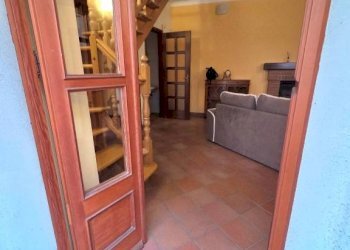 Corridoio - Four-room apartment via Luigi Ranco, Asti - photo 7