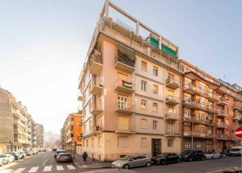 Facciata - Trilocale via Oropa, 126, Torino (zona Vanchiglietta) - foto 1