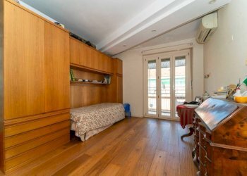 Camera da letto - Trilocale via Oropa, 126, Torino (zona Vanchiglietta) - foto 16