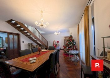 Foto 1 - Villa a Schiera VIA CESARE PASCAL
 
35, Caserta - foto 1