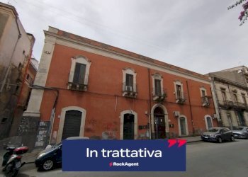 Bilocale via Vittorio Emanuele II, 471, Catania - foto 1