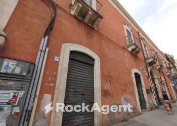 Bilocale via Vittorio Emanuele II, 471, Catania - foto 4