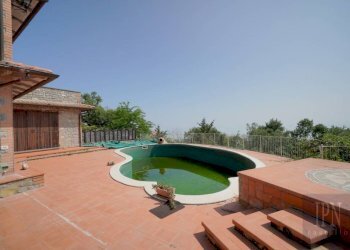 Piscina - Villa strada Statale del Niccone, Lisciano Niccone - foto 8