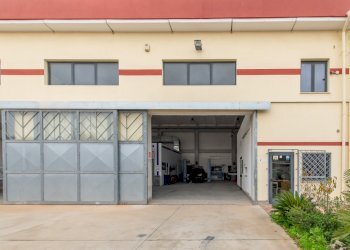 Prospetto e piazzale  (2).jpg - Locale Commerciale Quartu Sant'Elena - foto 5