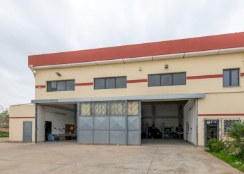 Prospetto e piazzale esterno (1).jpg - Locale Commerciale Quartu Sant'Elena - foto 6