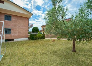 WhatsApp Image 2025-12-29 at 09.34.59 (4).jpeg - Casa indipendente via lerici 6, Pomezia - foto 10