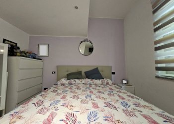 Two-room apartment piazza Camillo Benso di Cavour, Casnate con Bernate - photo 5