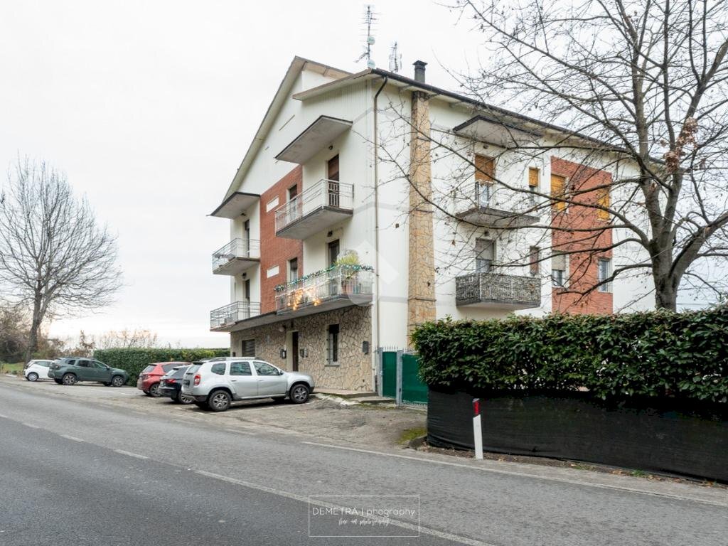 Four-room apartment Via Passo Brasa, Guiglia - photo 2