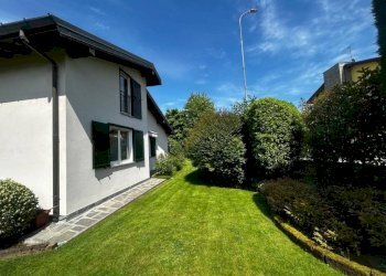 Giardino - Villa via Erbamolle, Azzate - foto 6