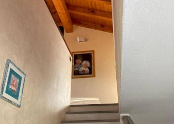 Scala - Villa via Erbamolle, Azzate - foto 28