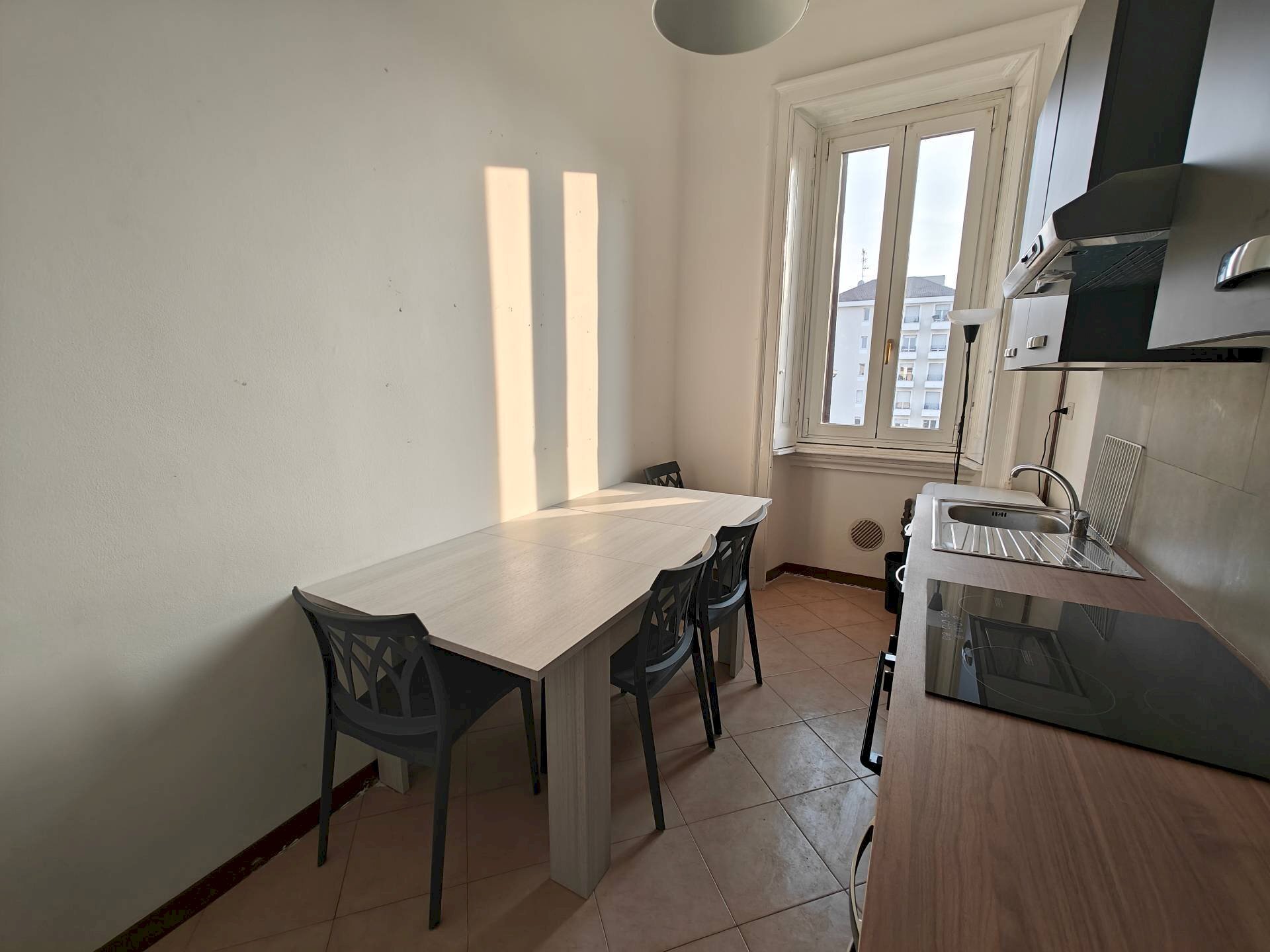 Foto 1 - Quadrilocale Via Spartaco
 
8, Milano - foto 1