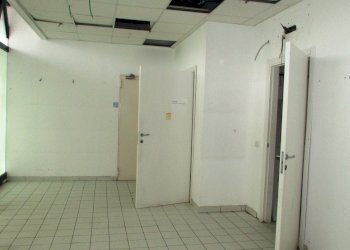 Sub. 47-IMG_8686.JPG - Commercial Premises VIA EINAUDI, Civitanova Marche - photo 6