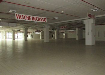 Sub. 40-IMG_8712.JPG - Commercial Premises VIA EINAUDI, Civitanova Marche - photo 25