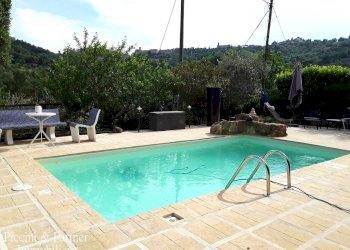 01.jpg - Porzione di casa Via della Treggia, Perugia - foto 1