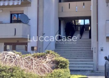 Villa a Schiera Barga - foto 2