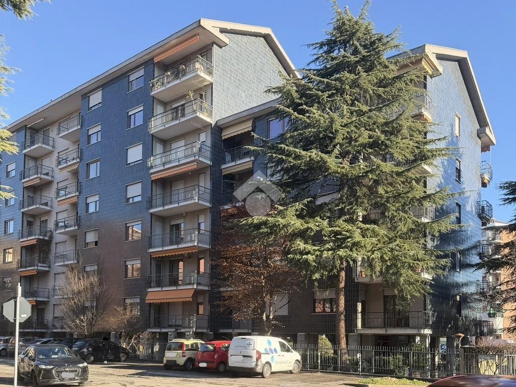 Four-room apartment Via Severino Doppi, Grugliasco - photo 1