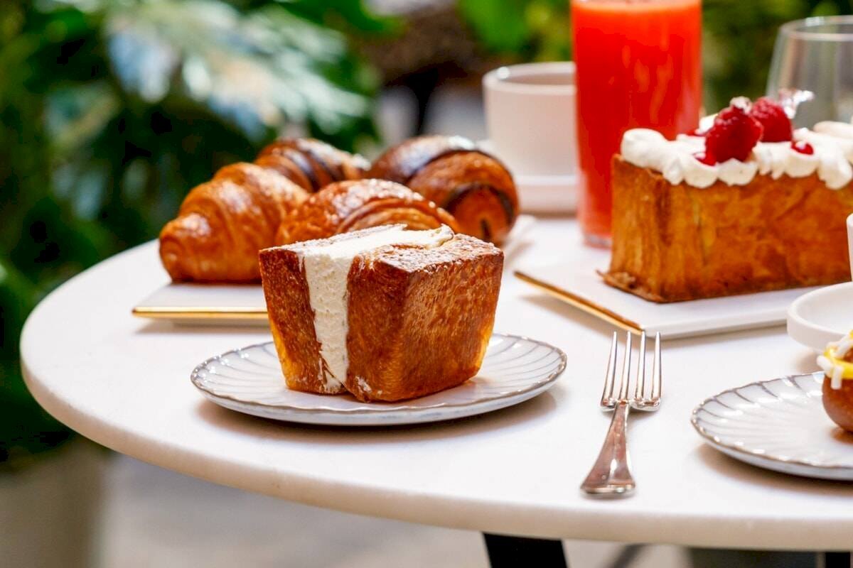 Foto 1 - Attività Commerciale Piazza Bruno Buozzi, Ferrara - foto 1