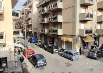 Edificio all\'aperto - Three-room apartment Via Ruggero Loria
 
129, Palermo - photo 3