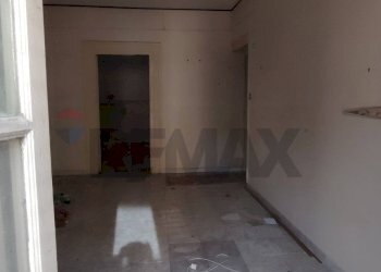 Hall / corridoio - Three-room apartment Via Ruggero Loria
 
129, Palermo - photo 9