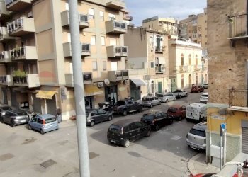 Edificio all\'aperto - Three-room apartment Via Ruggero Loria
 
129, Palermo - photo 11