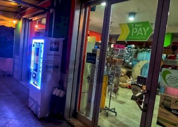 Balcone - Commercial Activity Via Francesco Baracca
 
657, Santi Cosma e Damiano - photo 9