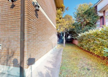 Casa indipendente Via Camillo Benso di Cavour, Cento - foto 43