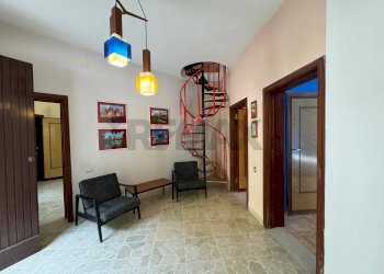 Hall / corridoio - Villa Via Pescara
 
29/31, Scanno - photo 72