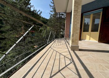 Balcone - Villa Via Pescara
 
29/31, Scanno - photo 111