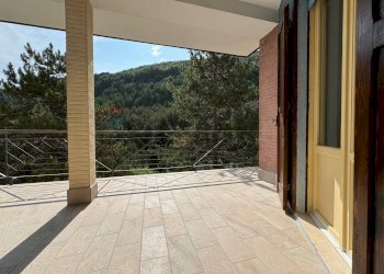 Terrazza - Villa Via Pescara
 
29/31, Scanno - photo 114