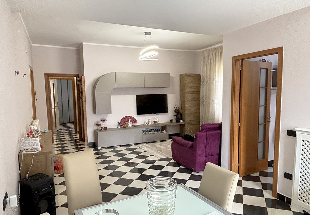 Three-room apartment via Raimondo Annecchino, 100, hamlet Arco Felice, Pozzuoli - photo 2