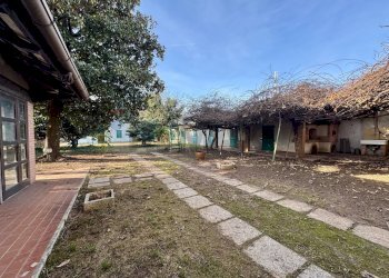 Giardino - Rustico VIA GERVASUTTA
 
55, Udine - foto 5