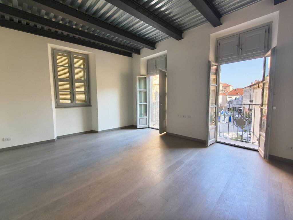 Cucina - Trilocale via San Pio V, Mondovì - foto 2