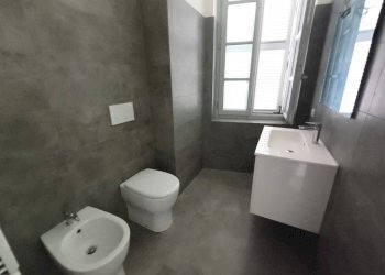 Bagno - Three-room apartment via San Pio V, Mondovì - photo 5