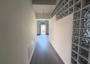 Interno palazzo - Three-room apartment via San Pio V, Mondovì - photo 18