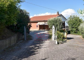 Foto 6 - Rustico Contrada Santa Maria Maddalena
 
5, Sant'Angelo in Pontano - foto 6