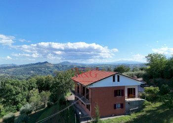 Foto 52 - Rustico Contrada Santa Maria Maddalena
 
5, Sant'Angelo in Pontano - foto 52