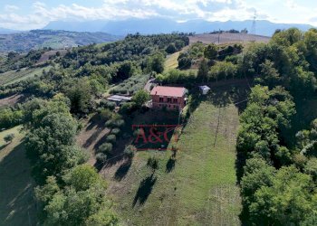 Foto 65 - Rustico Contrada Santa Maria Maddalena
 
5, Sant'Angelo in Pontano - foto 65