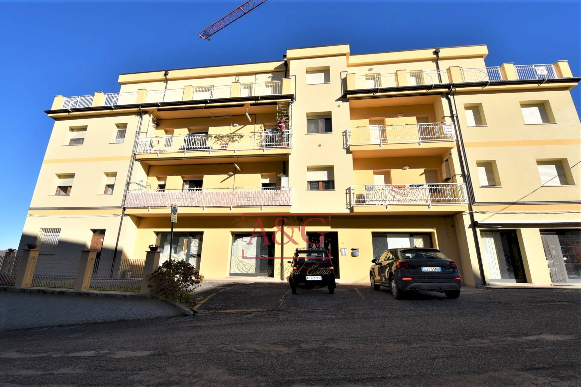 Foto 1 - Trilocale via domenico sbarra
 
16, Montefortino - foto 1