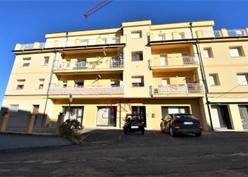 Foto 1 - Trilocale via domenico sbarra
 
16, Montefortino - foto 1