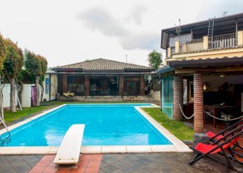 Piscina - Villa via tolmezzo
 
22, Acireale - foto 2