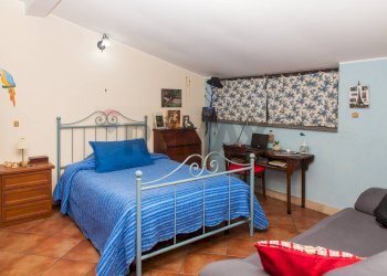 Camera / camera da letto - Villa via tolmezzo
 
22, Acireale - foto 51