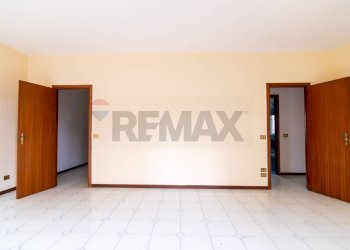 Stanza vuota - Quadrilocale Via Sciarelle
 
170, Acireale - foto 6