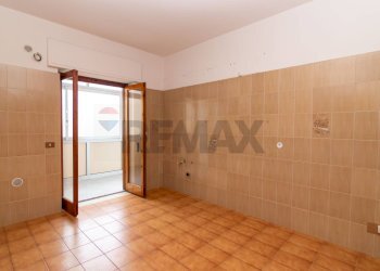 Stanza vuota - Quadrilocale Via Sciarelle
 
170, Acireale - foto 7