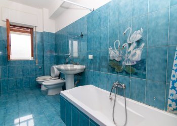 Bagno - Quadrilocale Via Sciarelle
 
170, Acireale - foto 10
